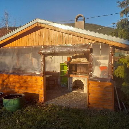 Къща За Гости Дани Govedartsi Esterno foto