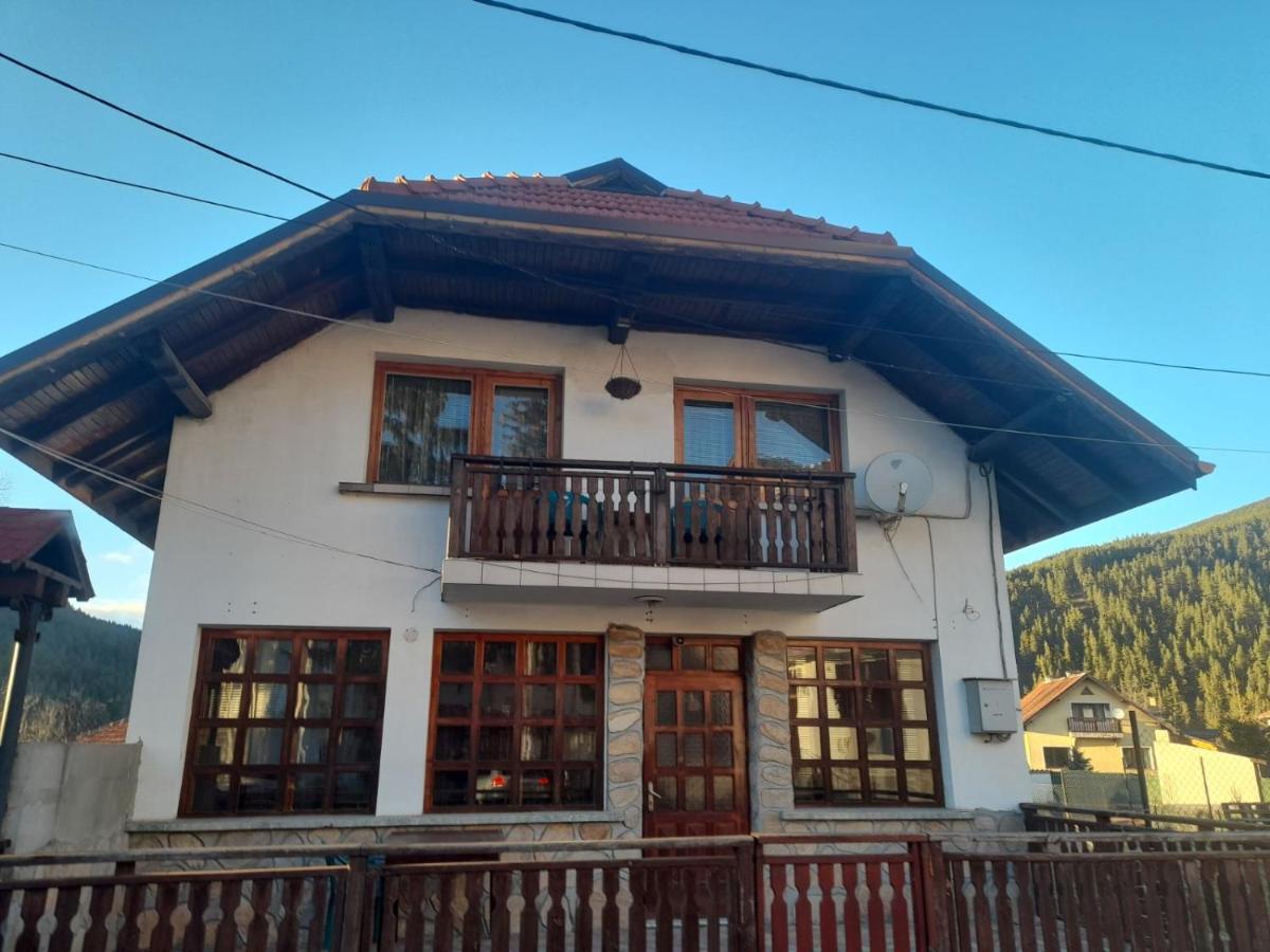 Къща За Гости Дани Govedartsi Esterno foto